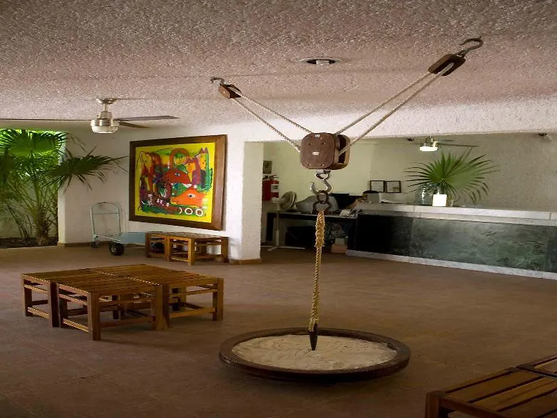 Sotavento Hotel & Yacht Club Cancún 3*,  Mexiko