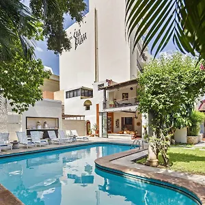 https://casa-del-balam.hotelsmerida.org
