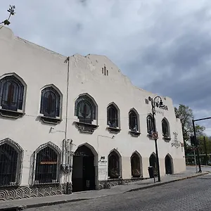 Hotel Hostalgia **